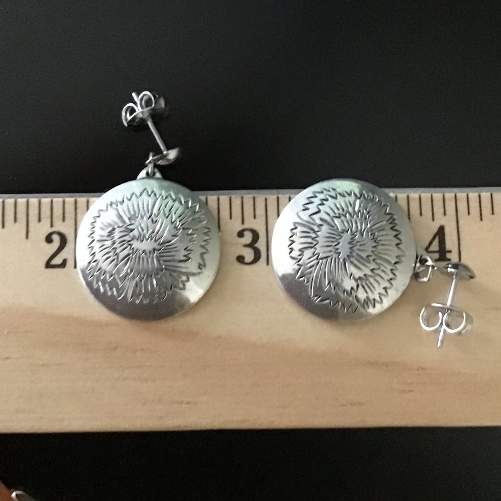 Vintage Pewter Kirk Stieff Earrings Carnations January Birth Flower - Picture 5 of 9